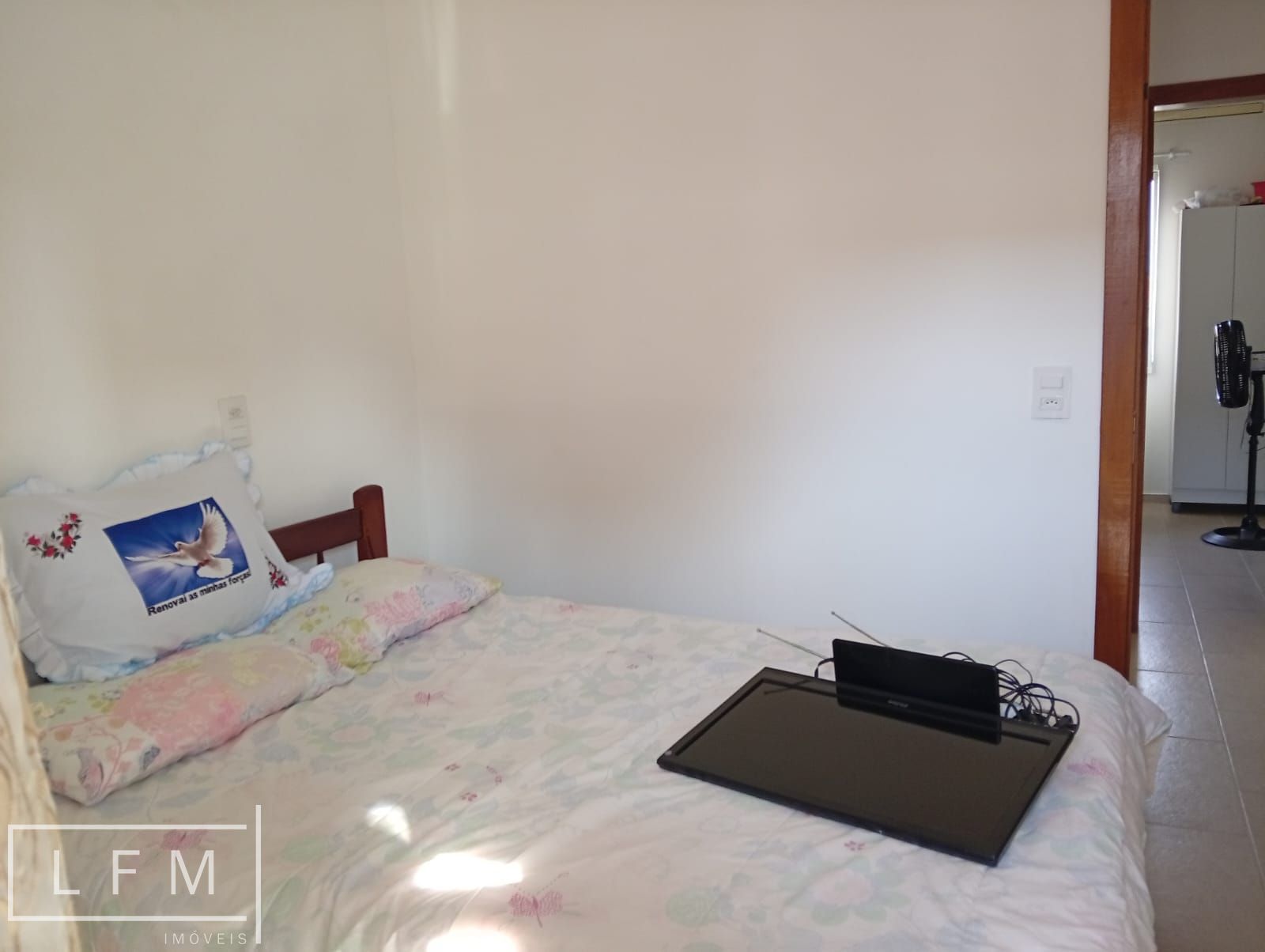 Sobrado mobiliado em Balneario Picarras Sc