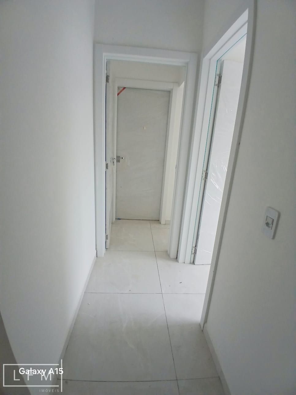 Apartamento três quartos pronto para morar em Barra Velha Sc