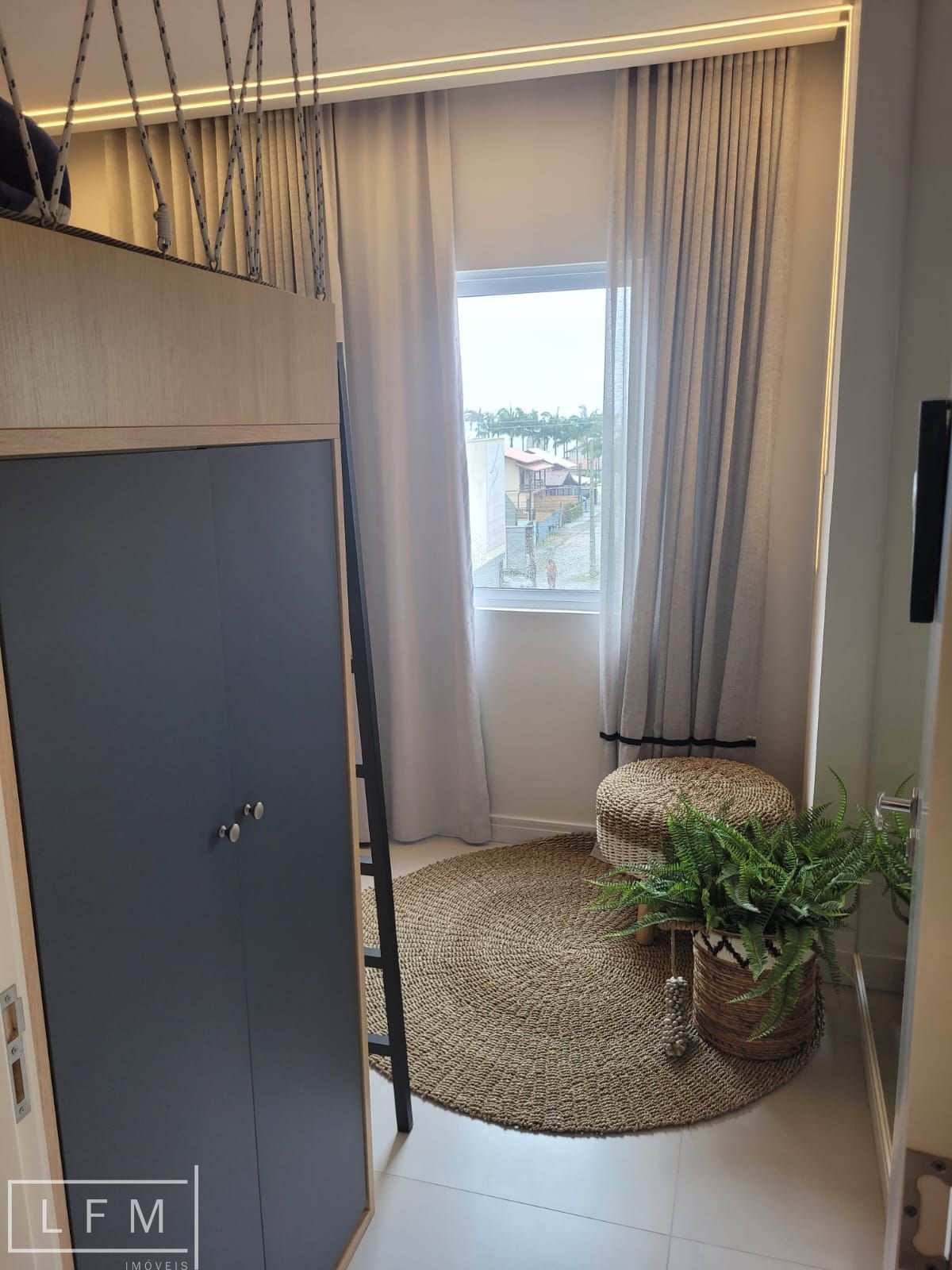 Apartamento à venda com 3 quartos, 99m² - Foto 31