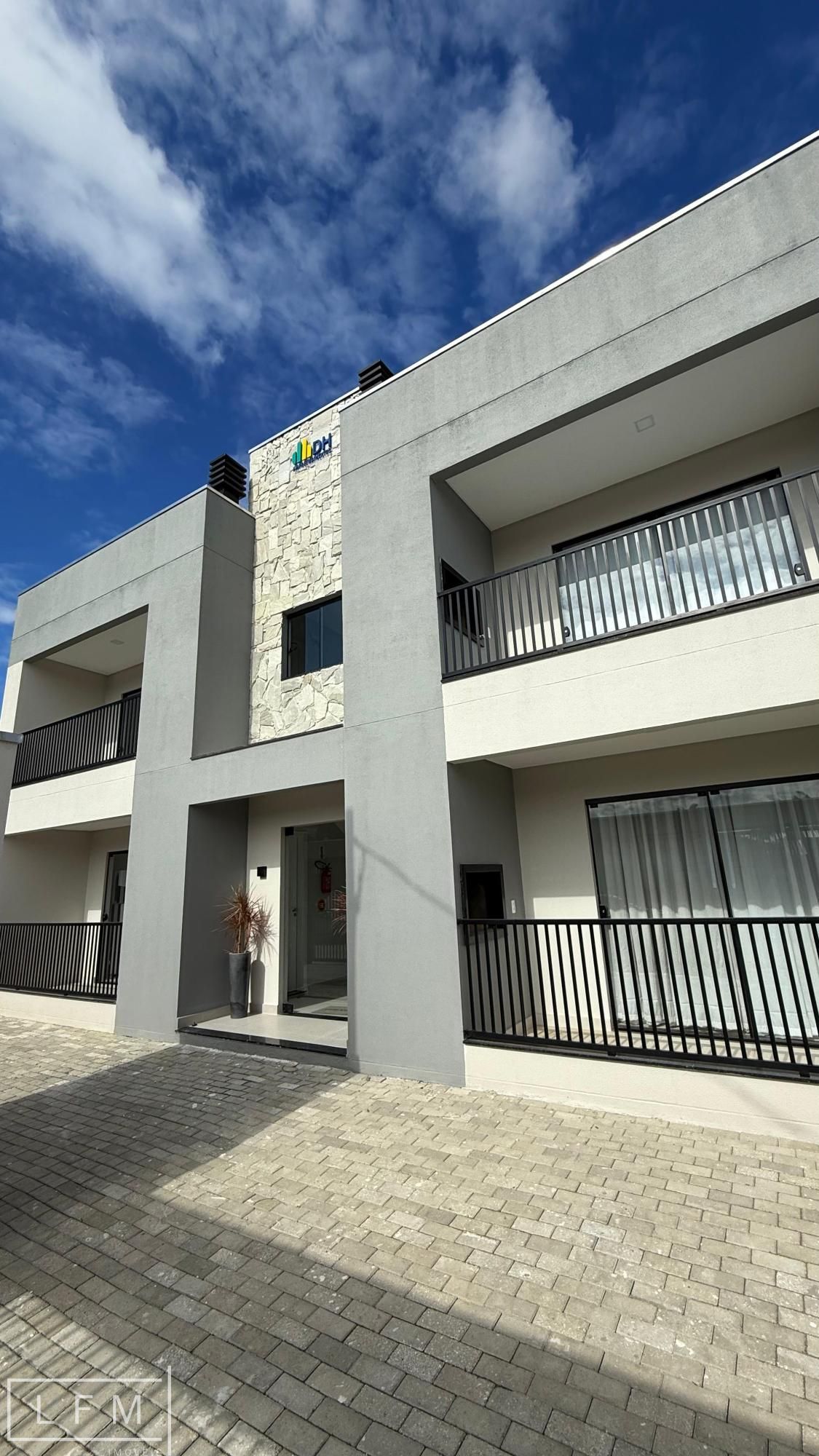 Apartamento com 2 Dormitórios à venda, 85 m² por R$ 480.000,00 Apartamento com 2 Dormitórios à venda, 85 m² por R$ 480.000,00