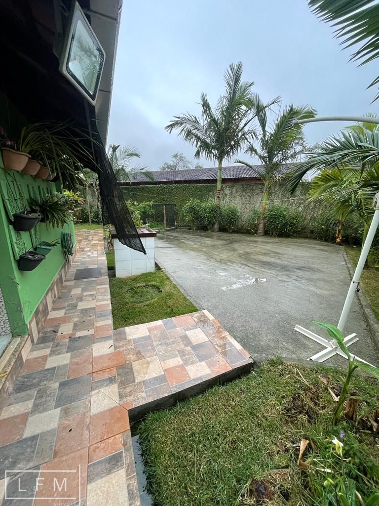 Chácara à venda com 3 quartos, 180m² - Foto 25