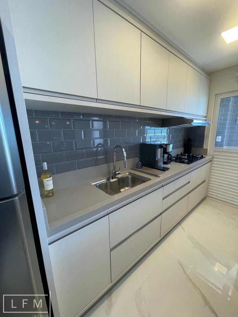 Apartamento à venda com 3 quartos, 122m² - Foto 8