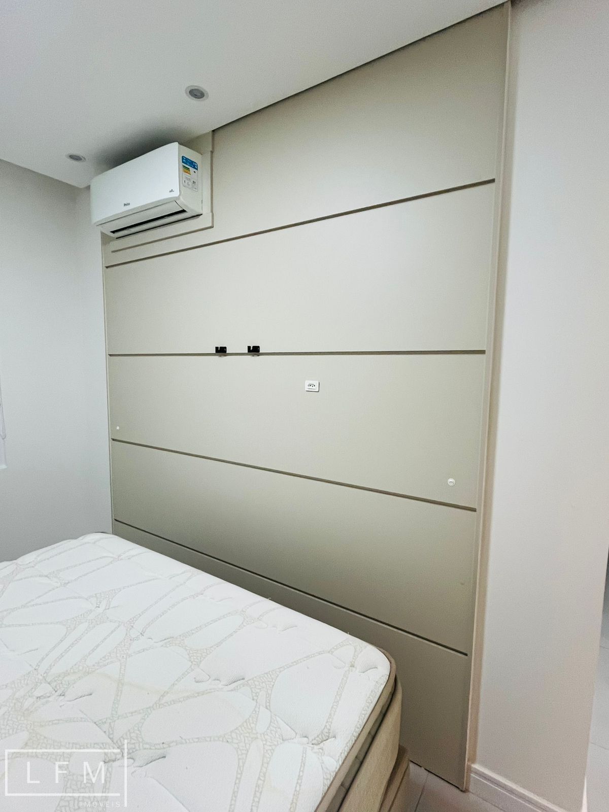 Apartamento finamente mobiliado em proximo do mar em Balneario Picarras Sc