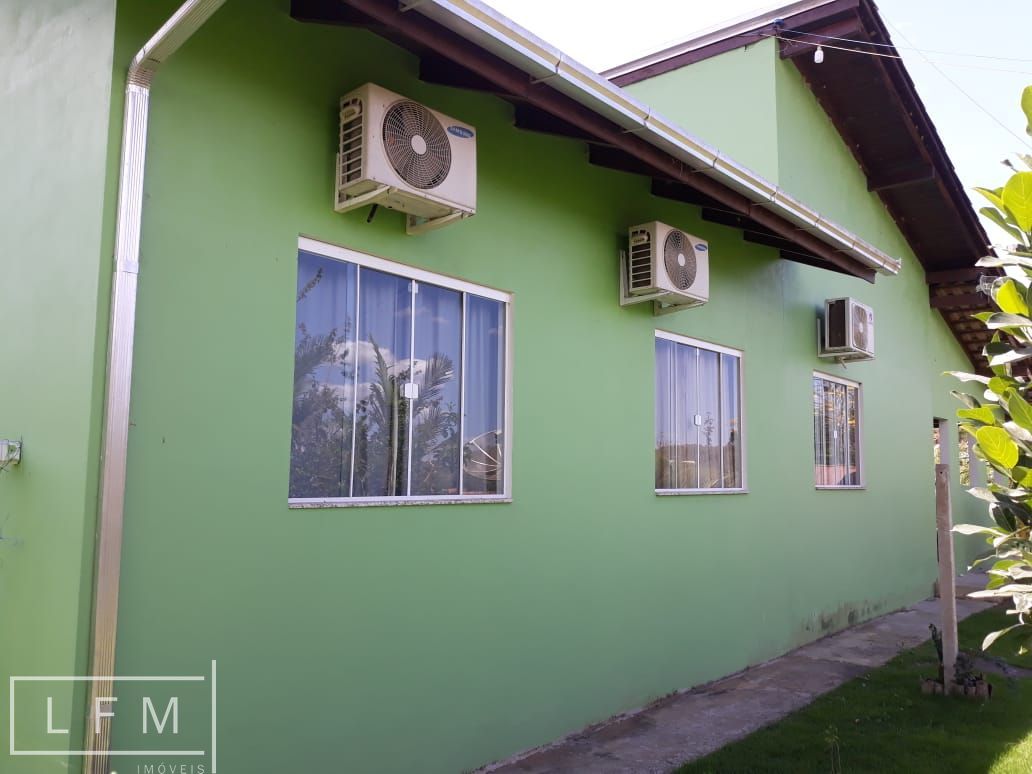 Chácara à venda com 3 quartos, 180m² - Foto 35