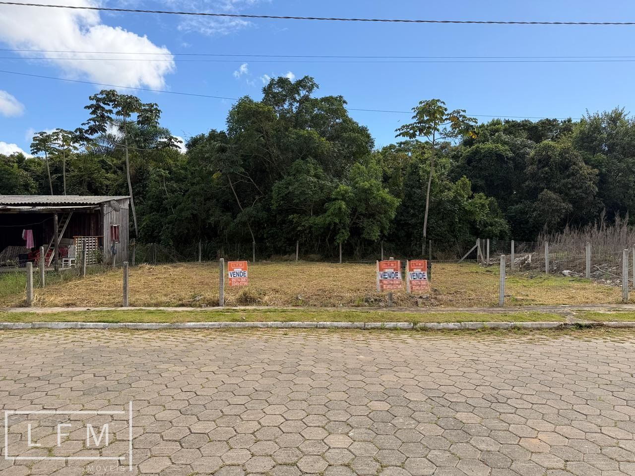 Terreno, 301 m² - Foto 2