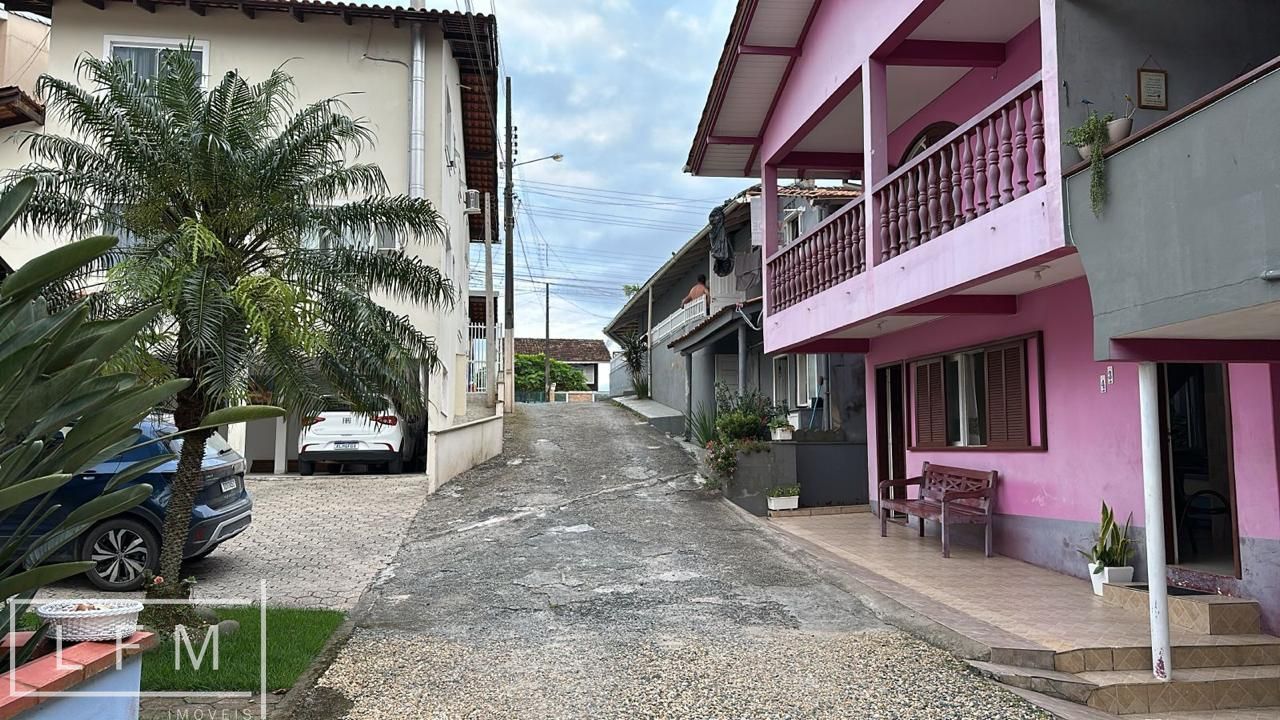 Casa à venda com 2 quartos, 150m² - Foto 7