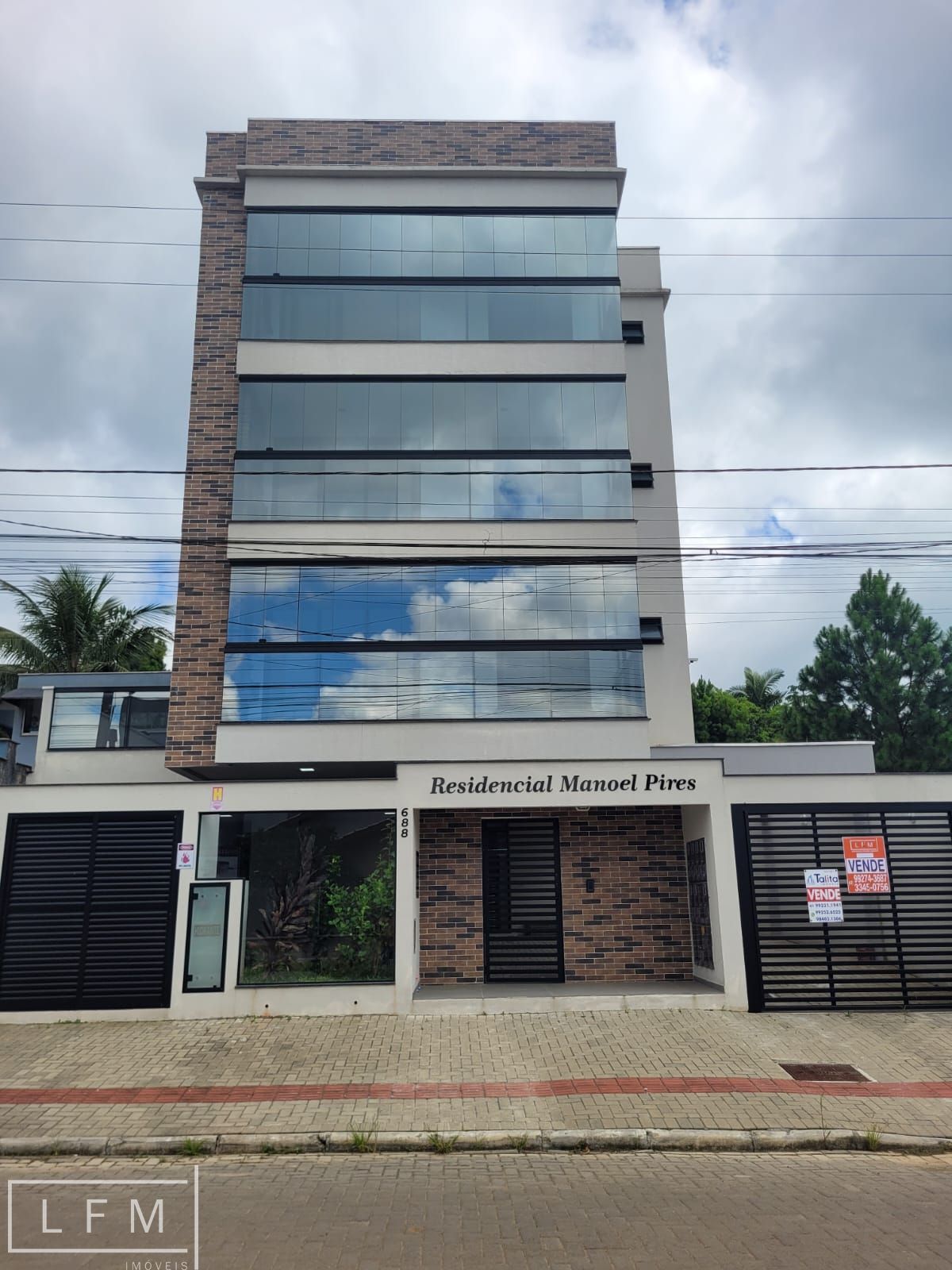 Apartamento à venda  no Itacolomi - Balneário Piçarras, SC. Imóveis