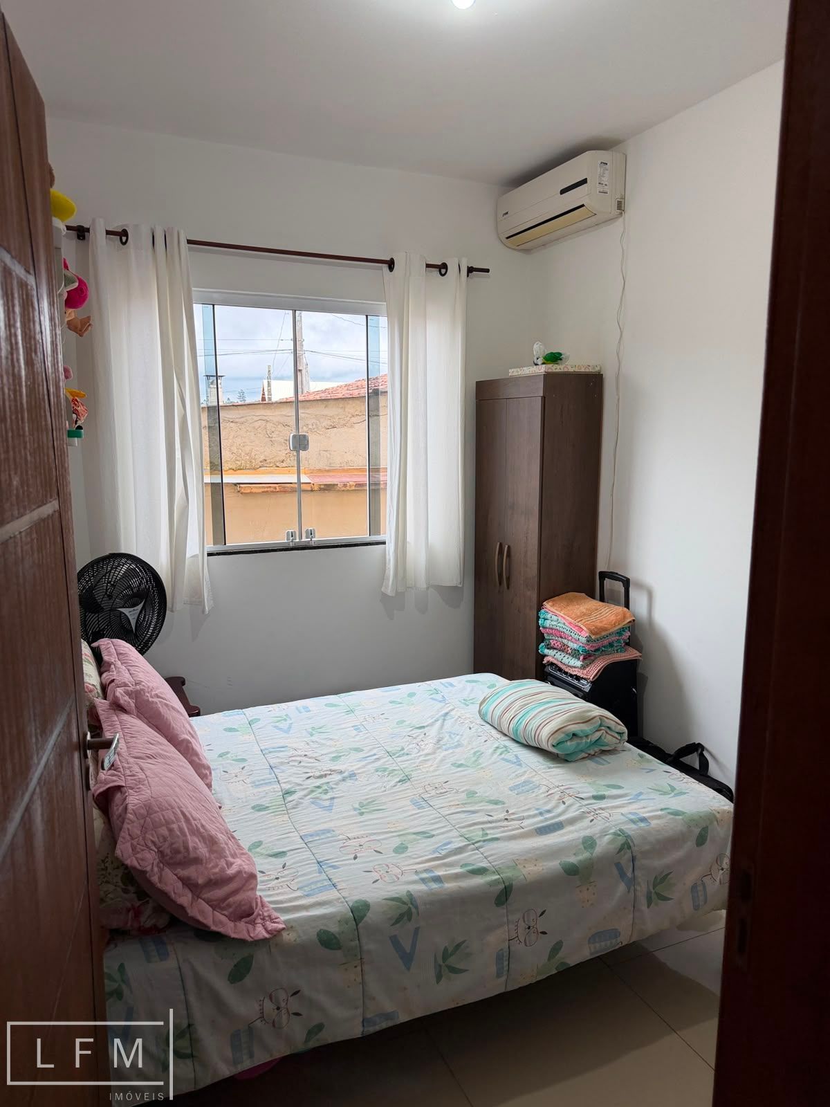 Casa geminada a venda em Balneario Picarras Sc