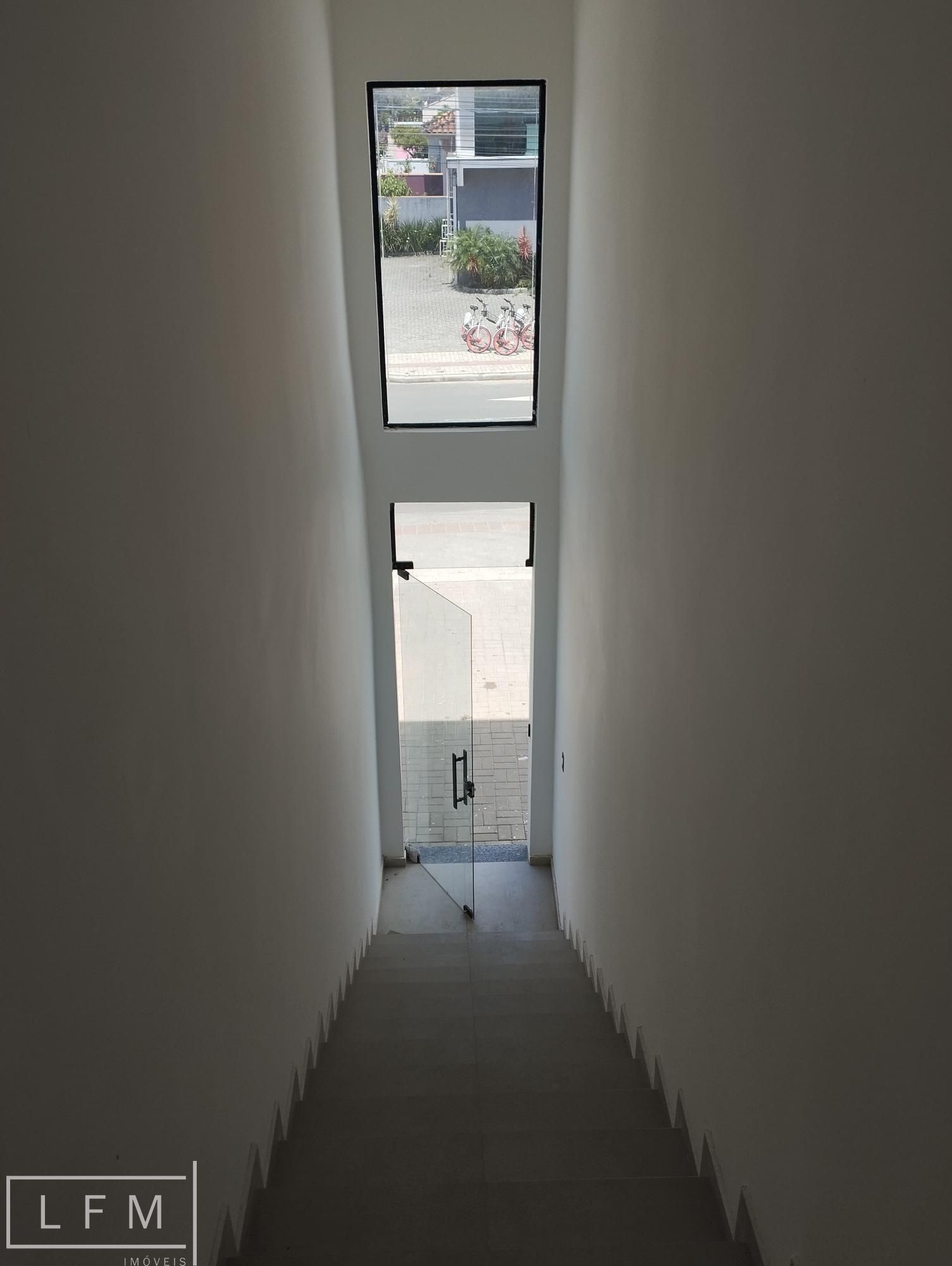 Conjunto Comercial-Sala à venda e aluguel com 1 quarto, 82m² - Foto 13