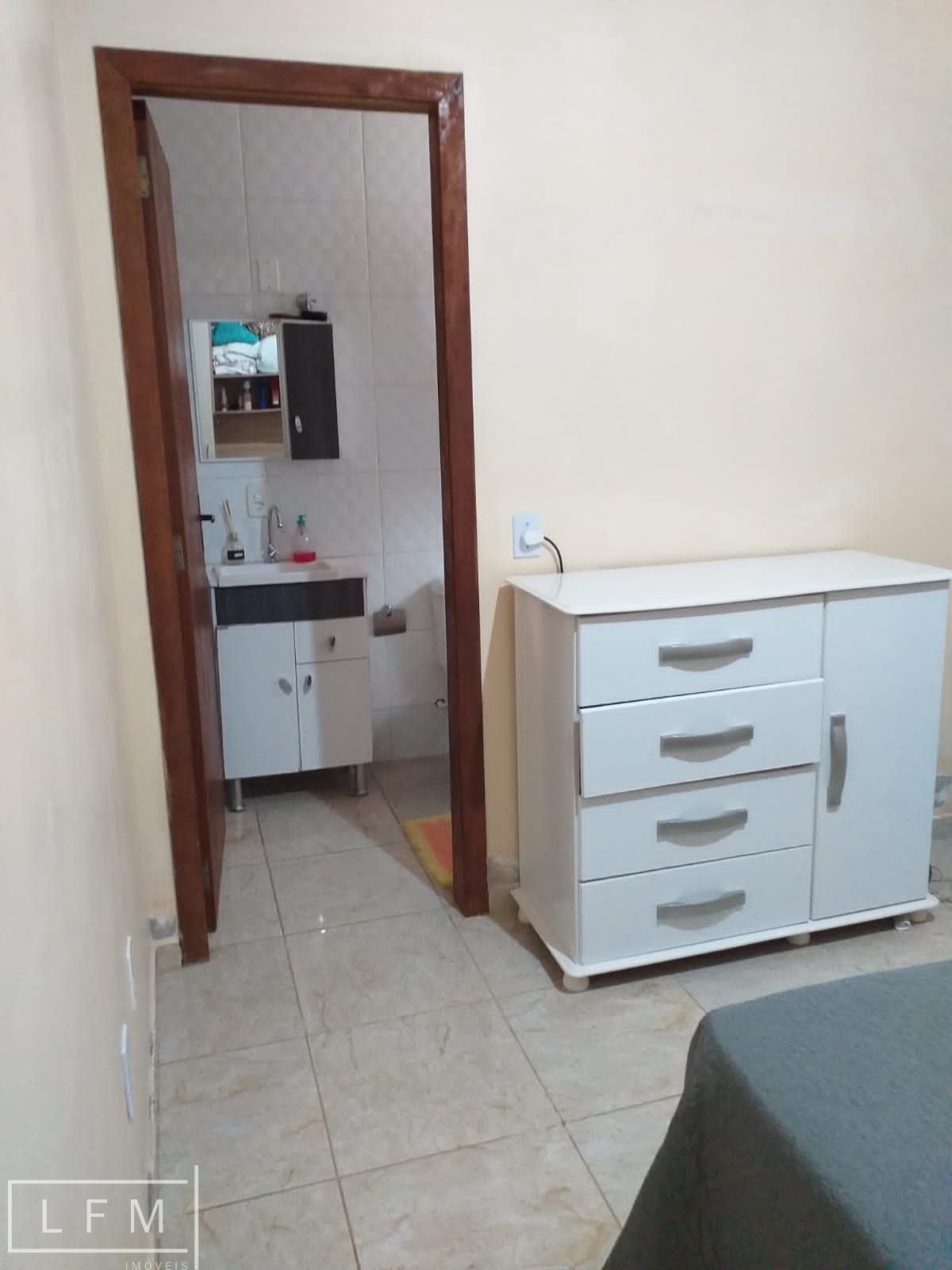 Casa à venda com 2 quartos, 60m² - Foto 22