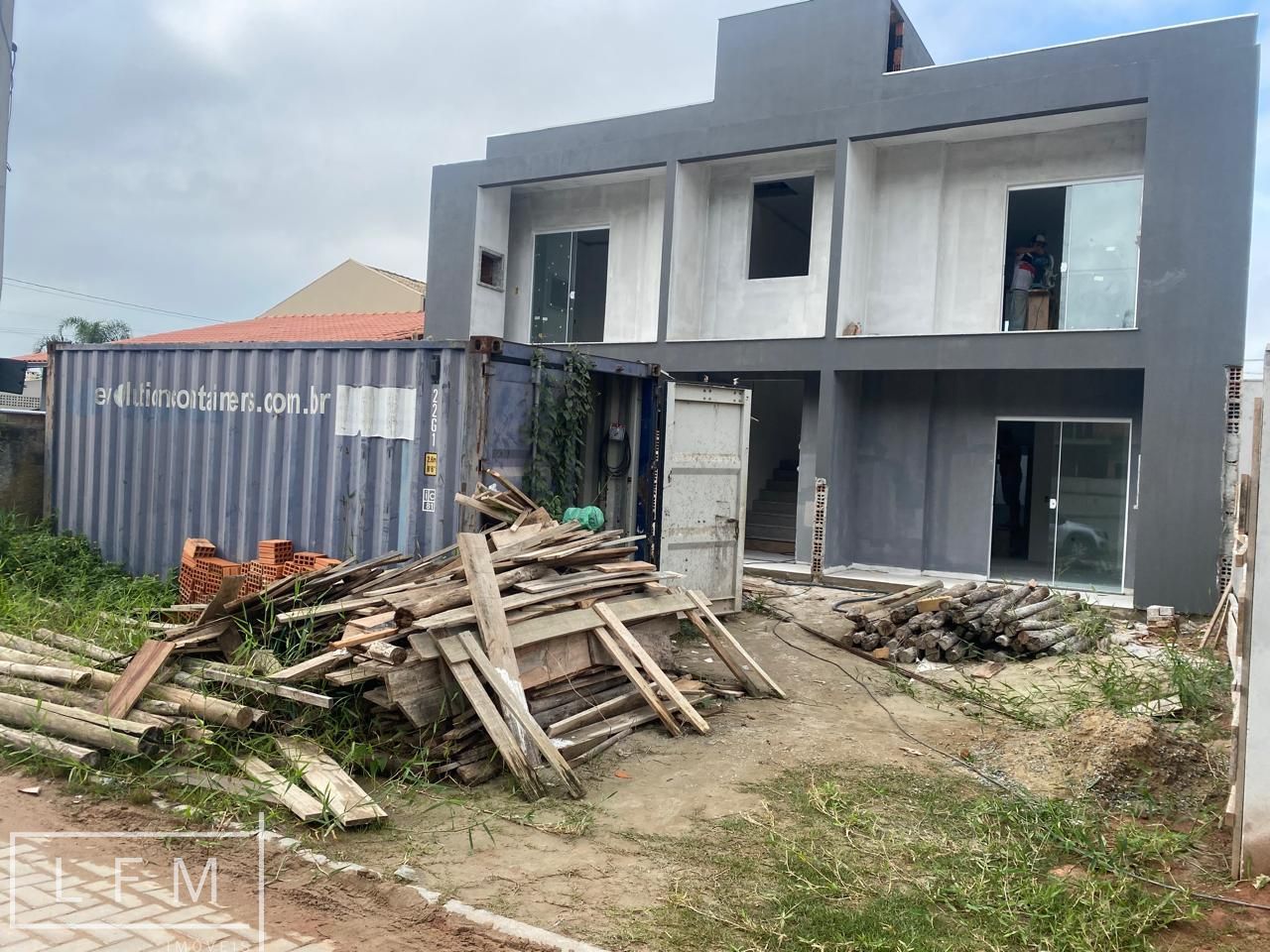 Apartamento à venda  no Itacolomi - Balneário Piçarras, SC. Imóveis