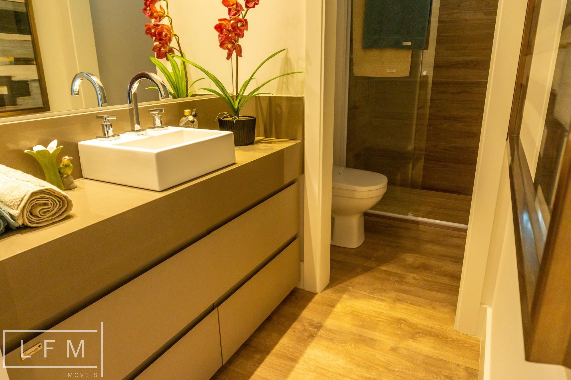 Apartamento geardino frente mar em Balneário Piçarras Sc