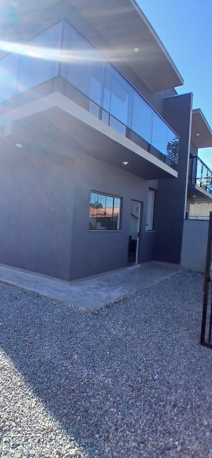 Sobrado geminado pronto para morar em Balneário Piçarras Sc