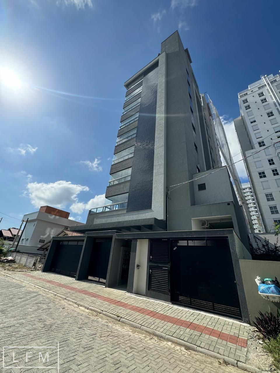 Apartamento  venda  no Itacolomi - Balnerio Piarras, SC. Imveis