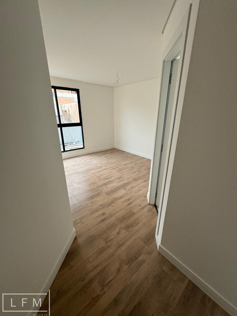 Apartamento à venda com 3 quartos, 99m² - Foto 12