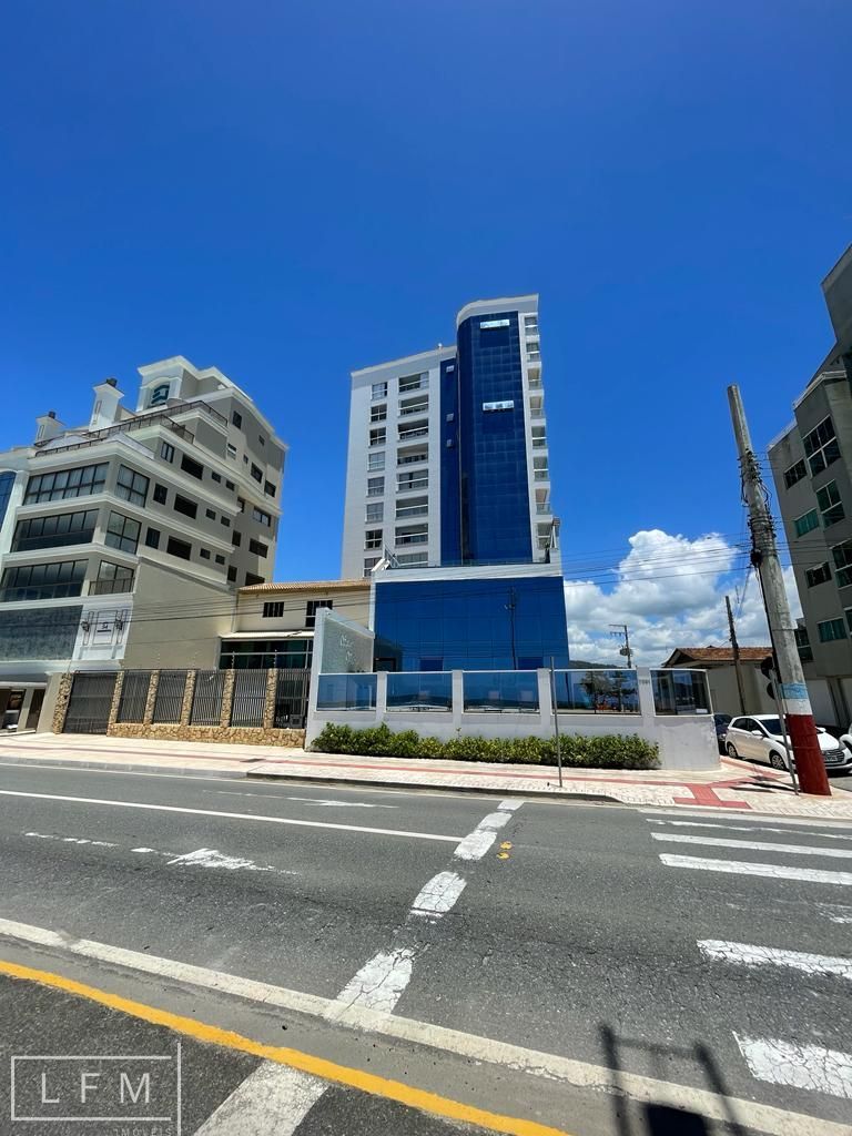 Apartamento à venda com 3 quartos, 122m² - Foto 1