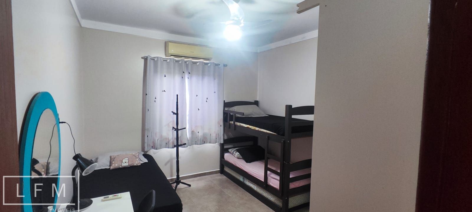 Casa à venda com 3 quartos, 250m² - Foto 40