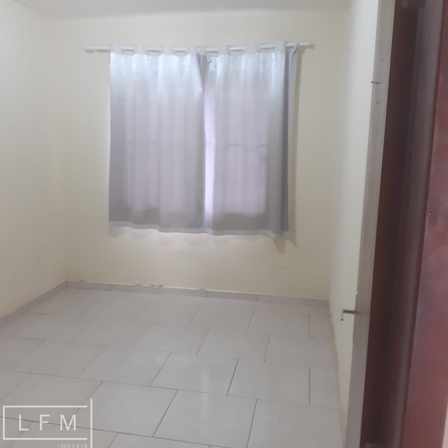 Casa à venda com 2 quartos, 60m² - Foto 12