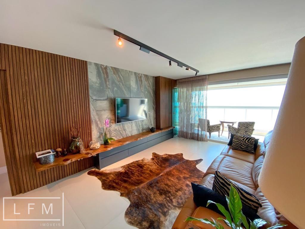 Apartamento tres suite todo mobiliado em Balneário Piçarras Sc
