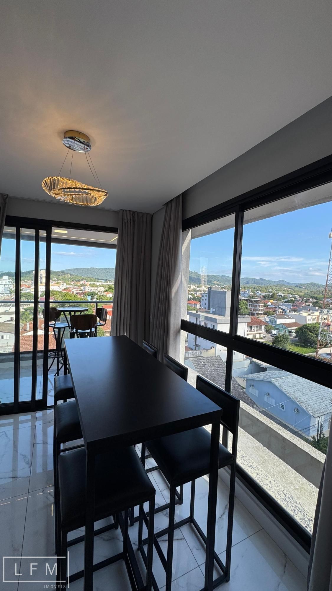 Apartamento novo no centro de balneário piçarras