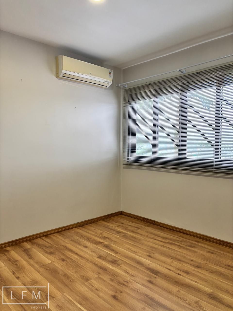 Casa, 4 quartos, 210 m² - Foto 19