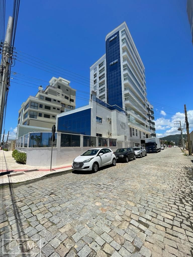 Apartamento à venda com 3 quartos, 122m² - Foto 4
