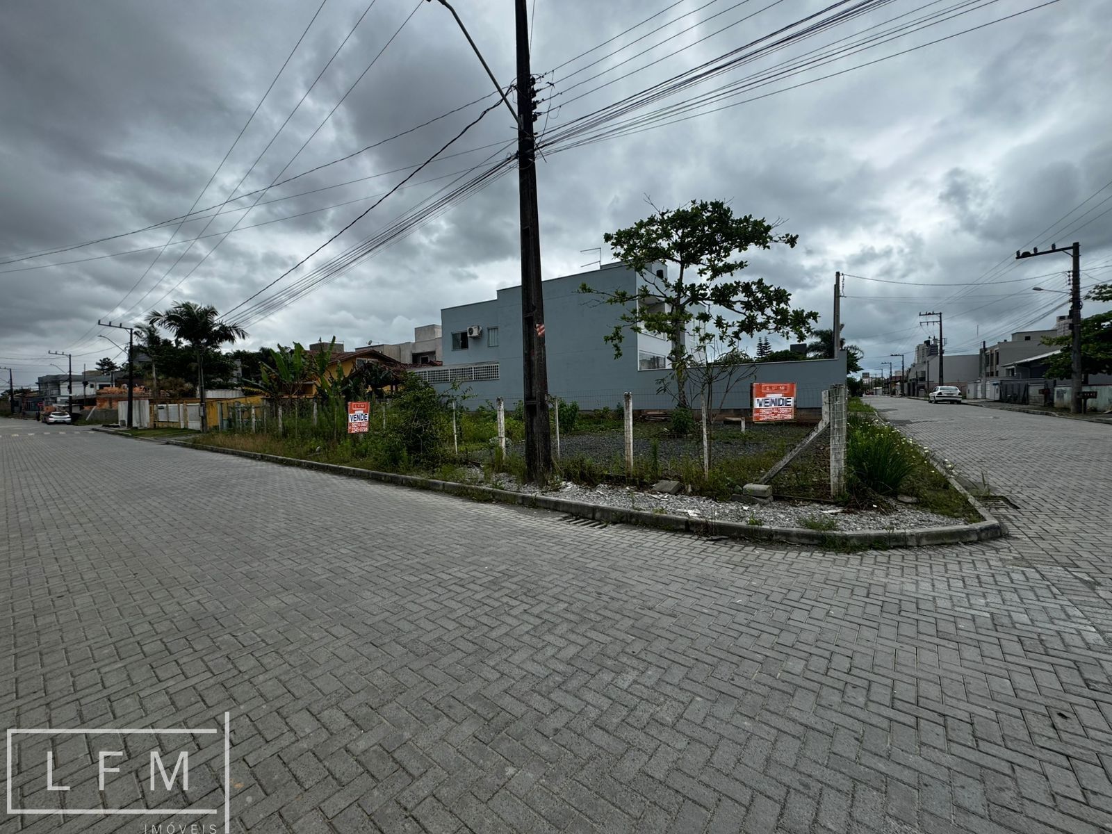 Terreno/Lote à venda  no Itacolomi - Balneário Piçarras, SC. Imóveis