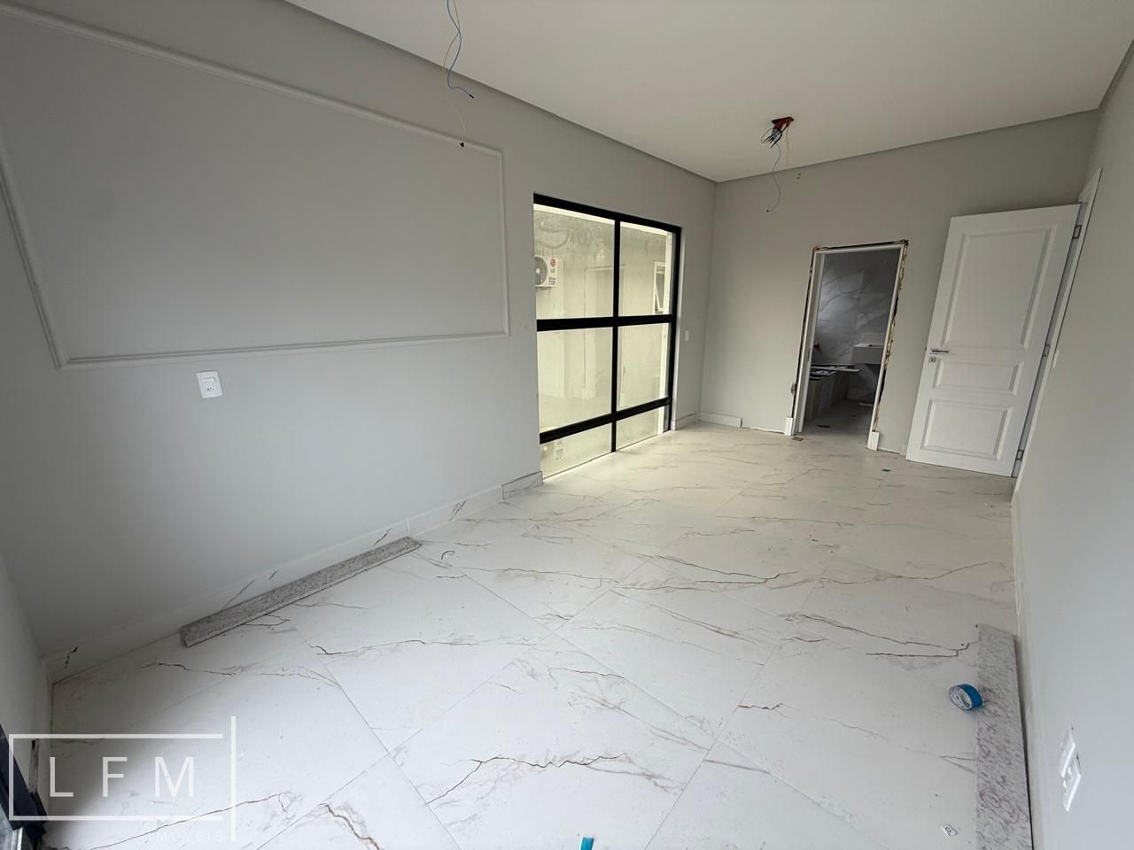 Casa em condomínio fechado em Balneário Piçarras Sc