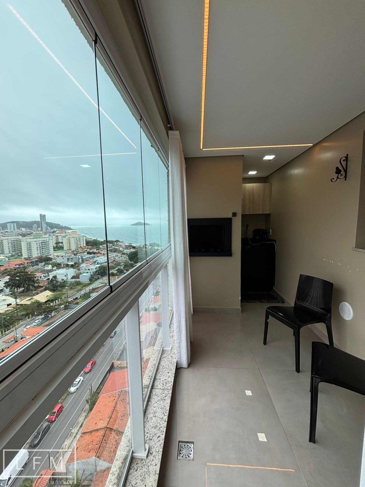 Apartamento em home club para venda em Penha