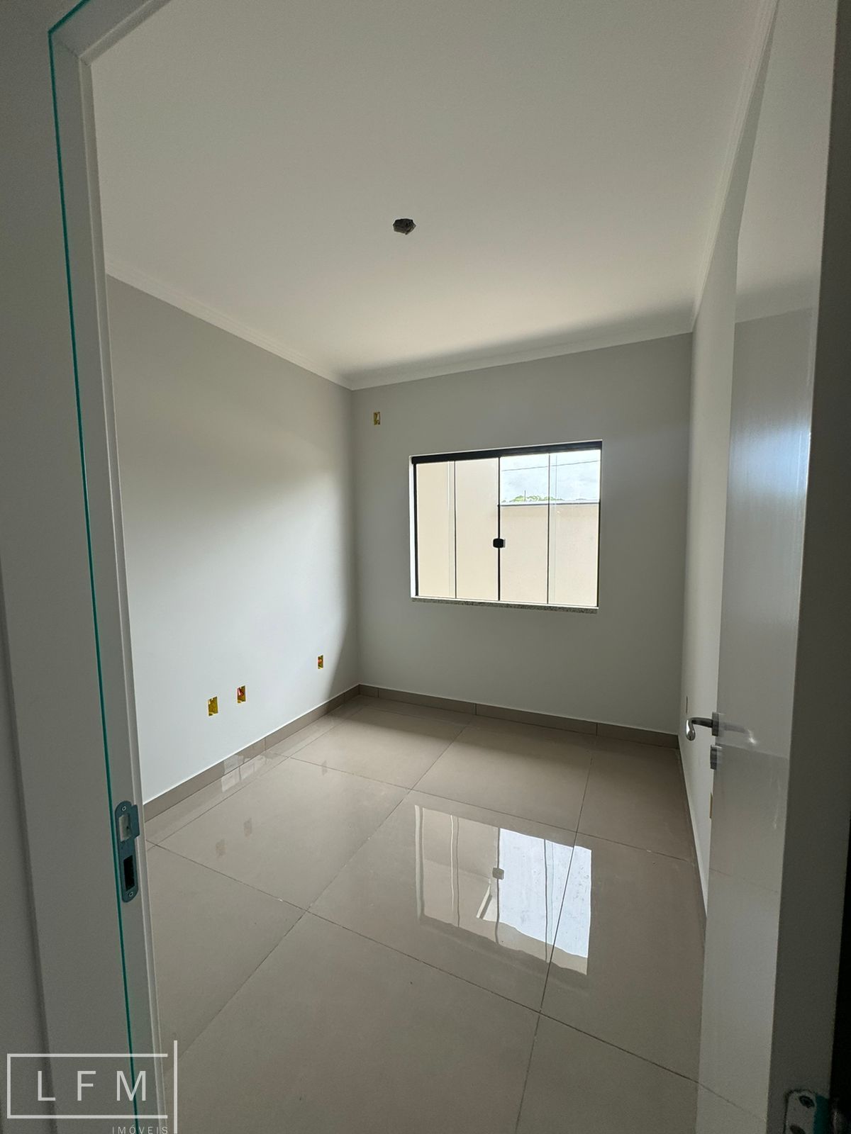 Casa à venda com 2 quartos, 72m² - Foto 10