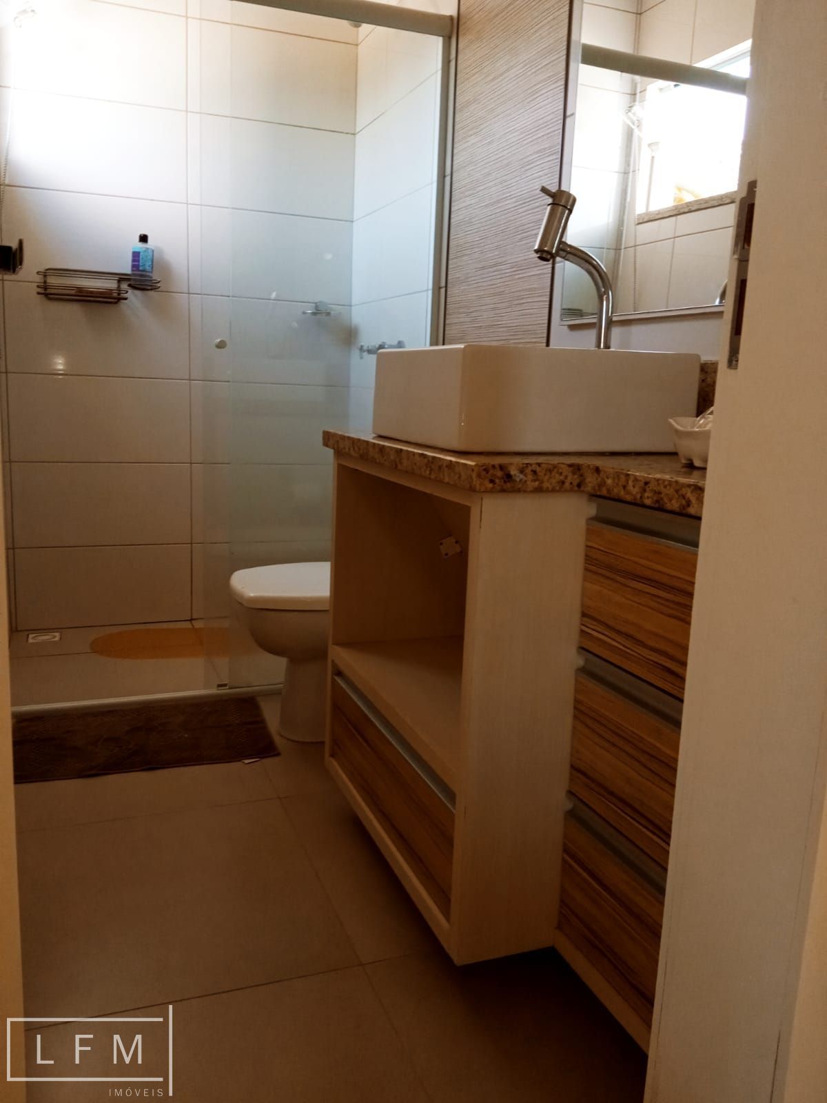 Casa, 4 quartos, 240 m² - Foto 36