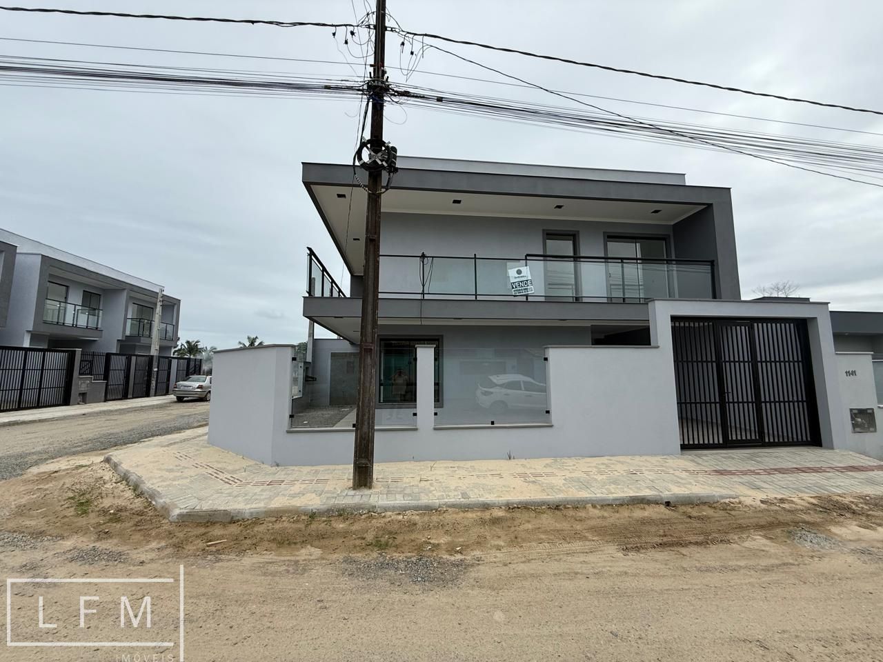 Sobrado à venda com 2 quartos, 120m² - Foto 3