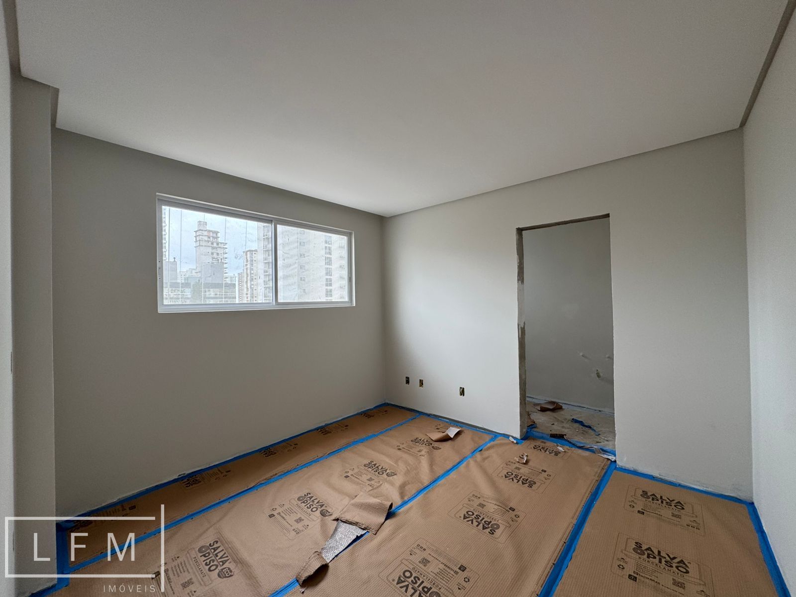 Apartamento proximo do mar em Balneario Picarras Sc