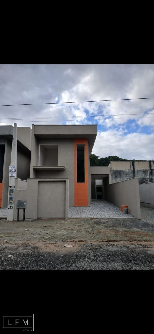 Sobrado pronto para morar na quinta dos acorianos Barra Velha Sc