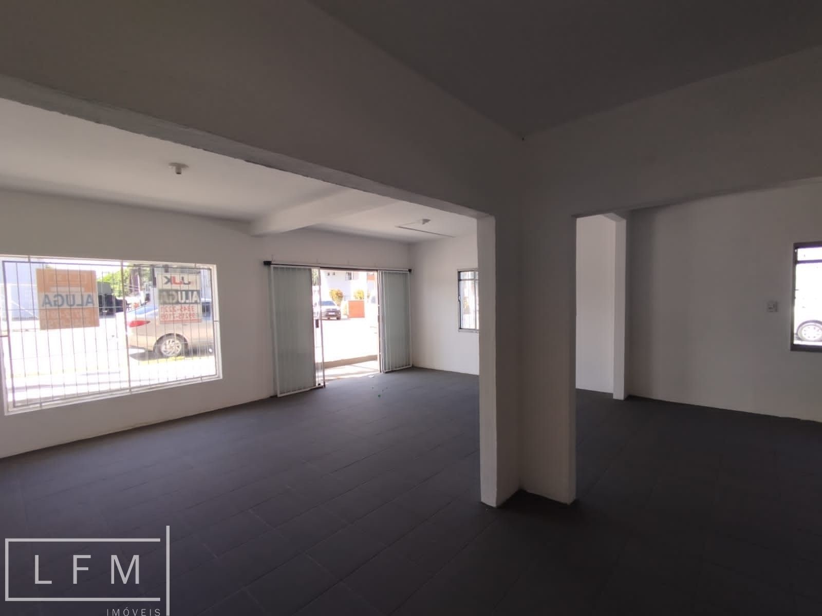 Conjunto Comercial-Sala para alugar com 1 quarto, 83m² - Foto 10