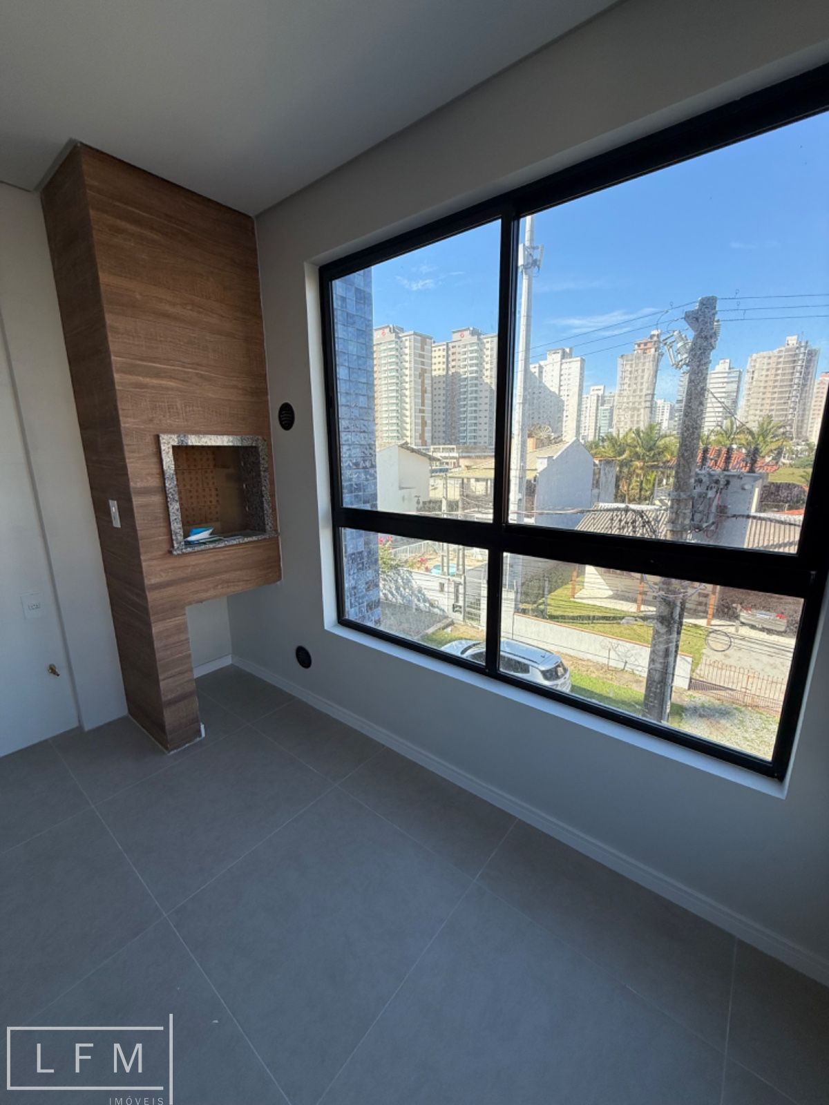 Apartamento com 2 Dormitórios à venda, 87 m² por R$ 650.000,00 Apartamento com 2 Dormitórios à venda, 87 m² por R$ 650.000,00