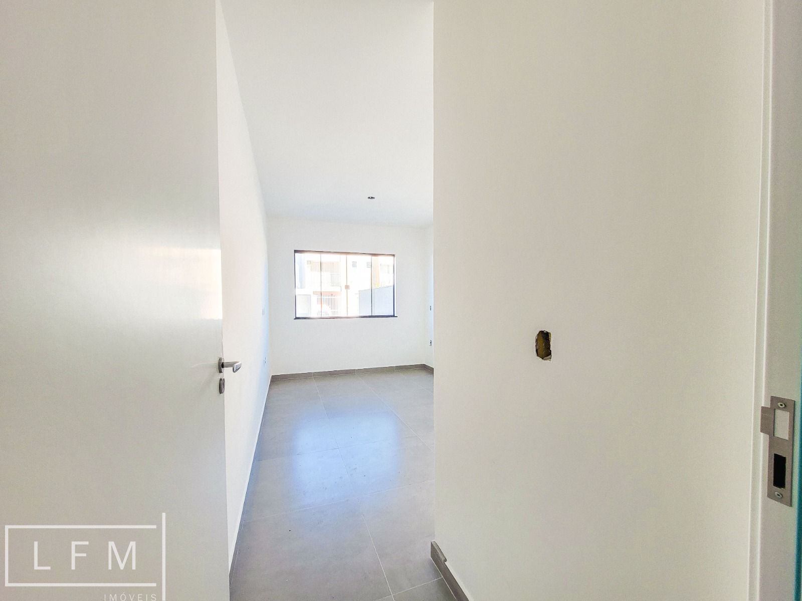 Casa à venda com 2 quartos, 81m² - Foto 10