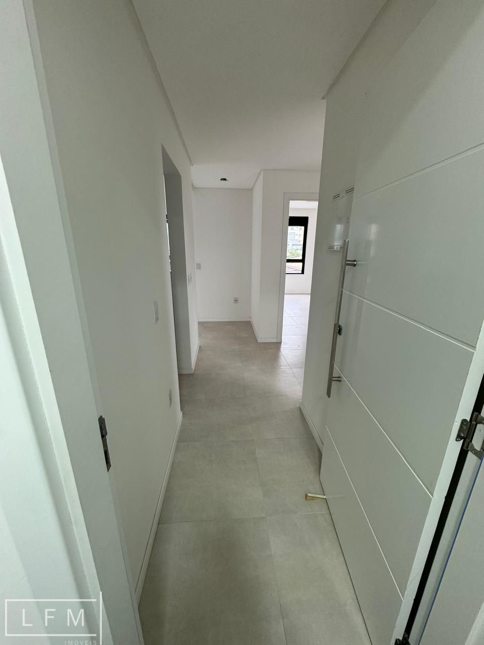 Apartamento à venda com 2 quartos, 66m² - Foto 13