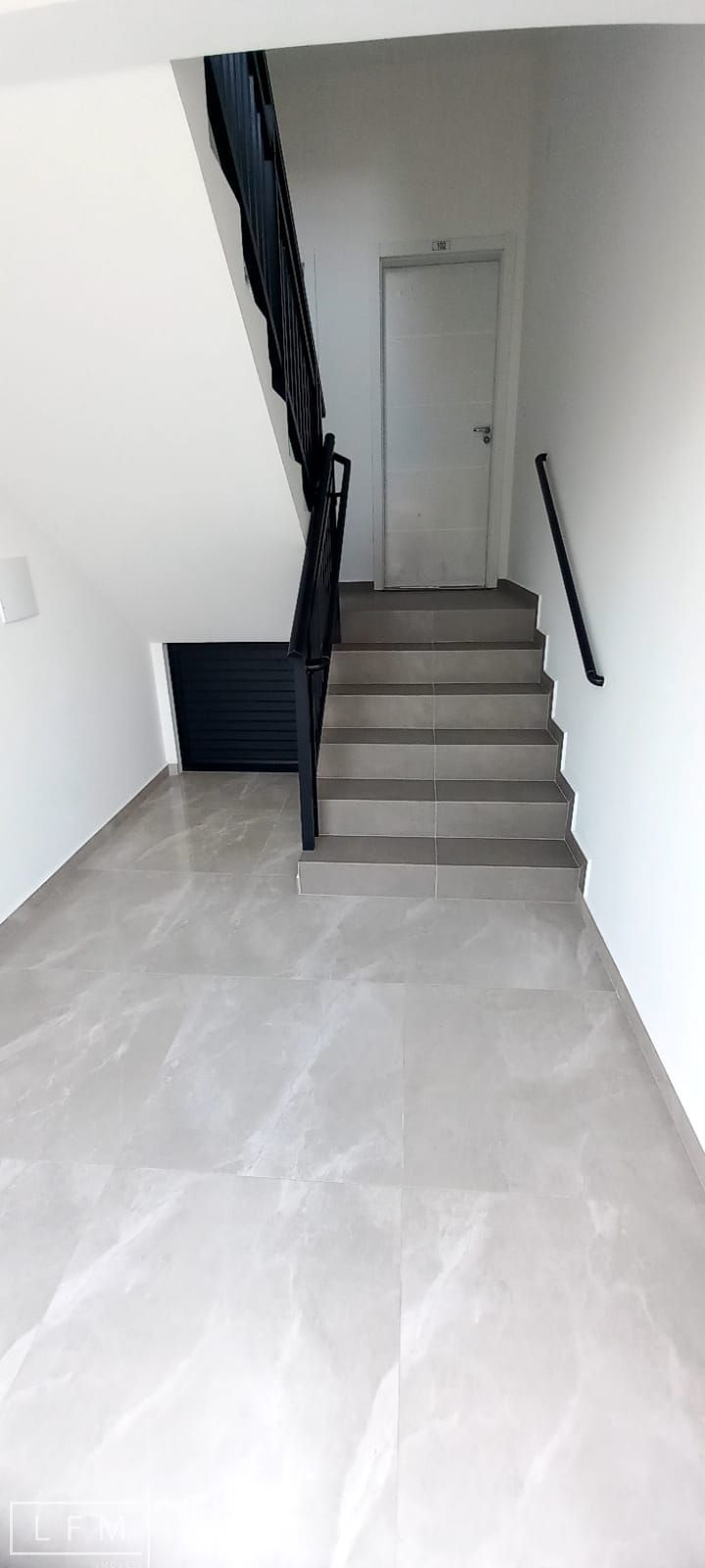 Apartamento à venda com 2 quartos, 85m² - Foto 8