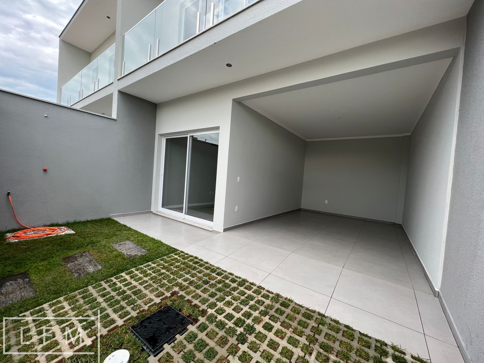 Sobrado à venda com 2 quartos, 120m² - Foto 7