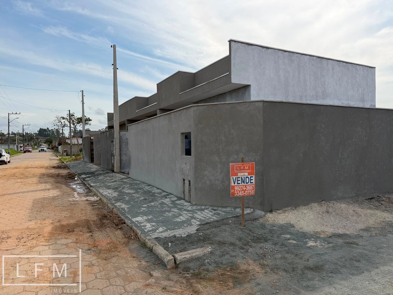 Casa térrea geminada em Balneário Piçarras Sc