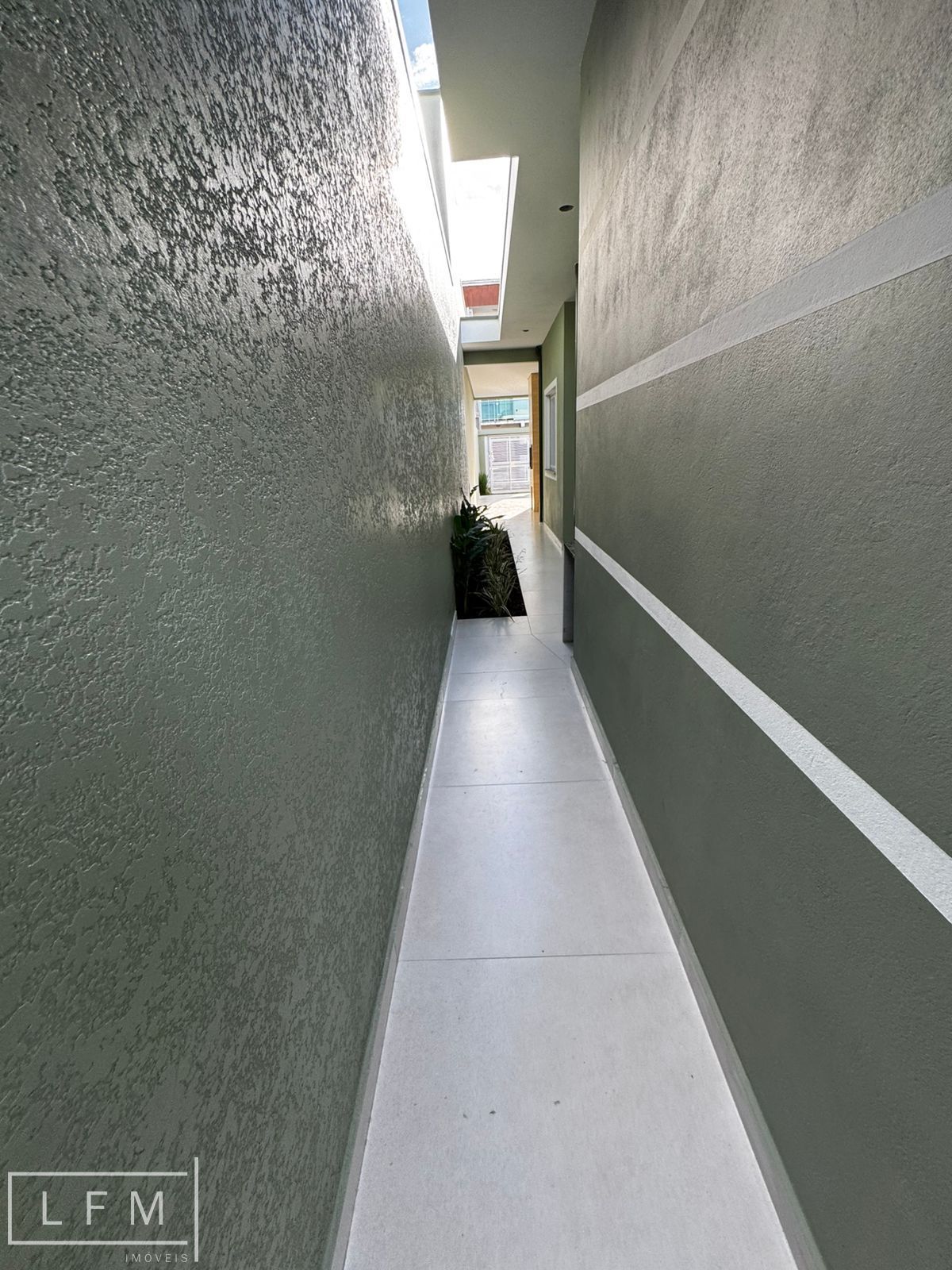 Casa geminada alto padrão pronta para morar em Barra Velha Sc