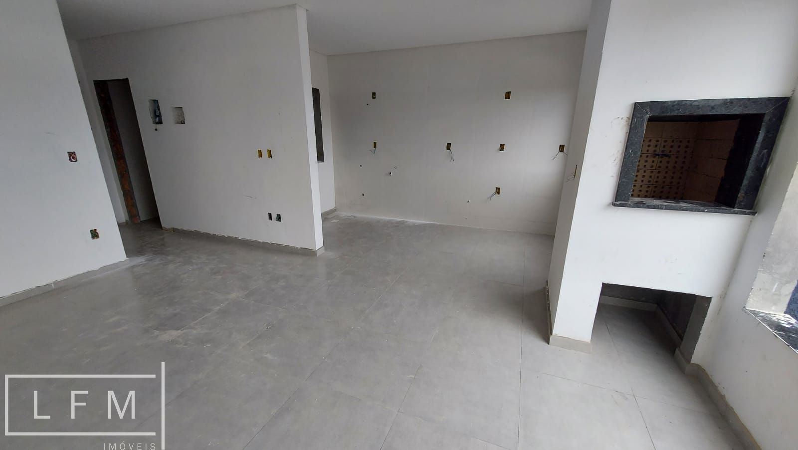 Apartamento com 2 Dormitórios à venda, 69 m² por R$ 369.000,00 Apartamento com 2 Dormitórios à venda, 69 m² por R$ 369.000,00
