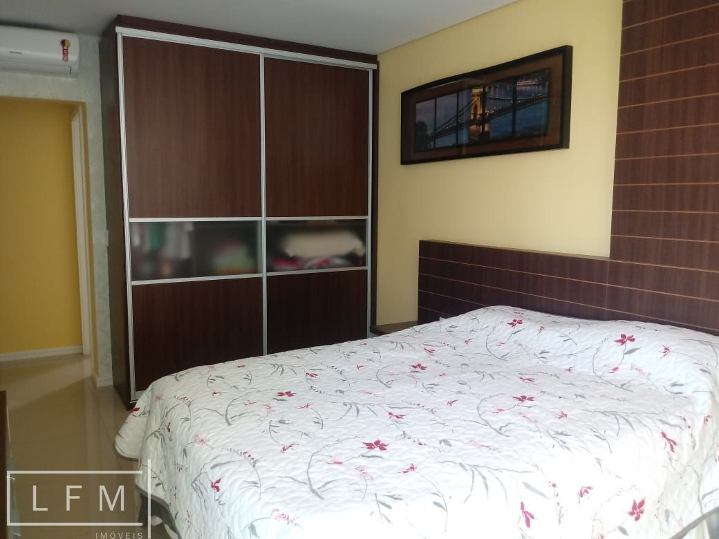 Apartamento à venda com 3 quartos, 128m² - Foto 17