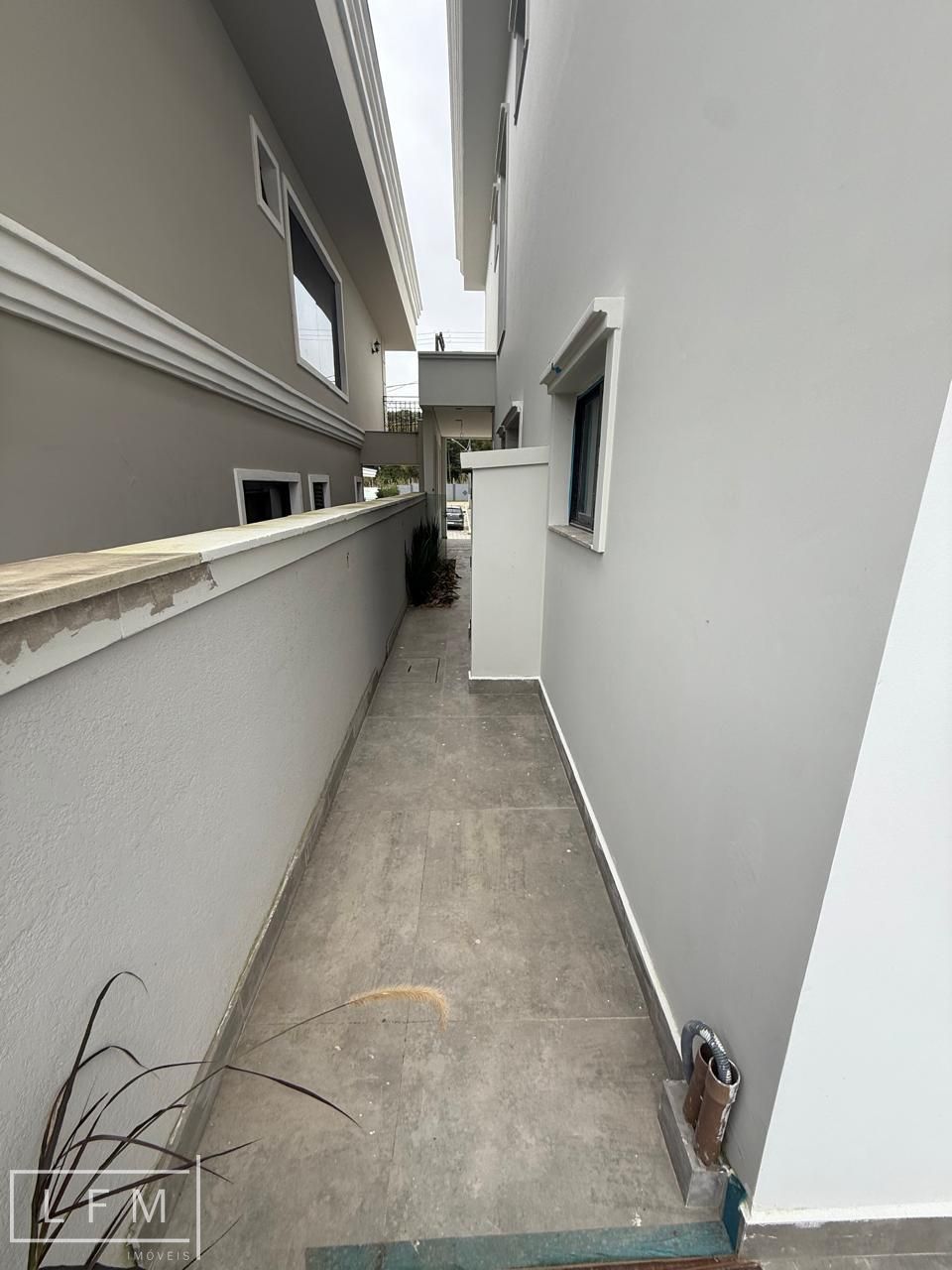 Casa em condomínio fechado em Balneário Piçarras Sc