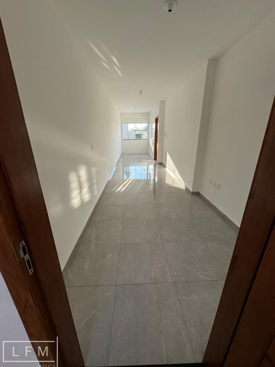 Casa à venda com 2 quartos, 65m² - Foto 10