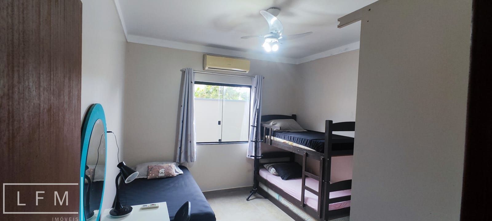 Casa à venda com 3 quartos, 250m² - Foto 41