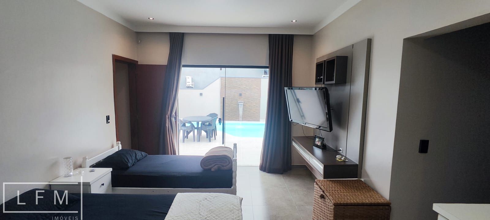 Casa à venda com 3 quartos, 250m² - Foto 18