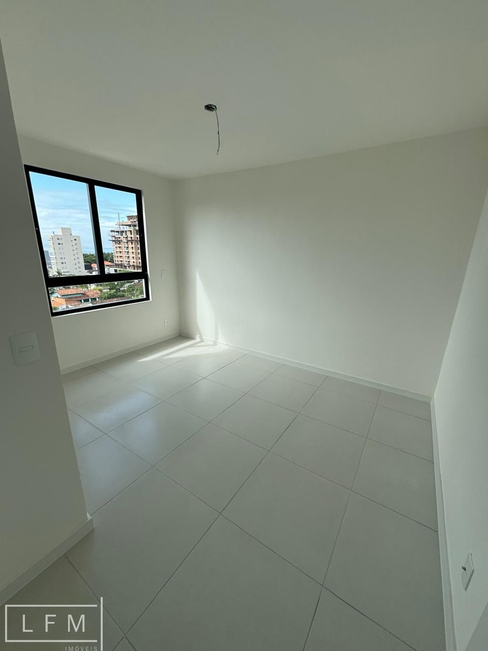 Apartamento à venda com 2 quartos, 63m² - Foto 25