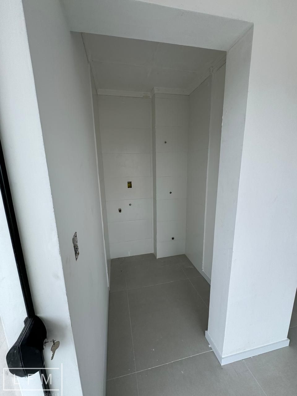 Apartamento à venda com 3 quartos, 97m² - Foto 28